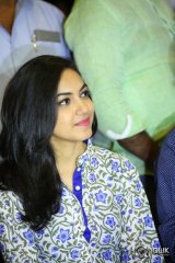 Pelli Choopulu Movie Special Premiere Show In Vijayawada